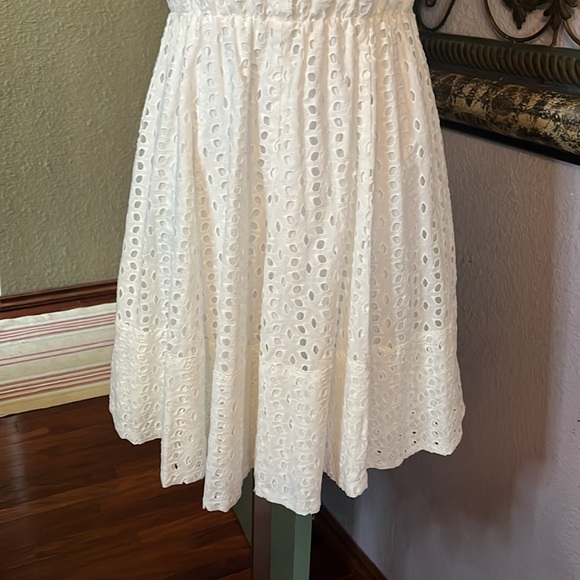 Maison Jules White Dress  Cut Out Lined  Waisted Sleeveless Sz S - Picture 3 of 11